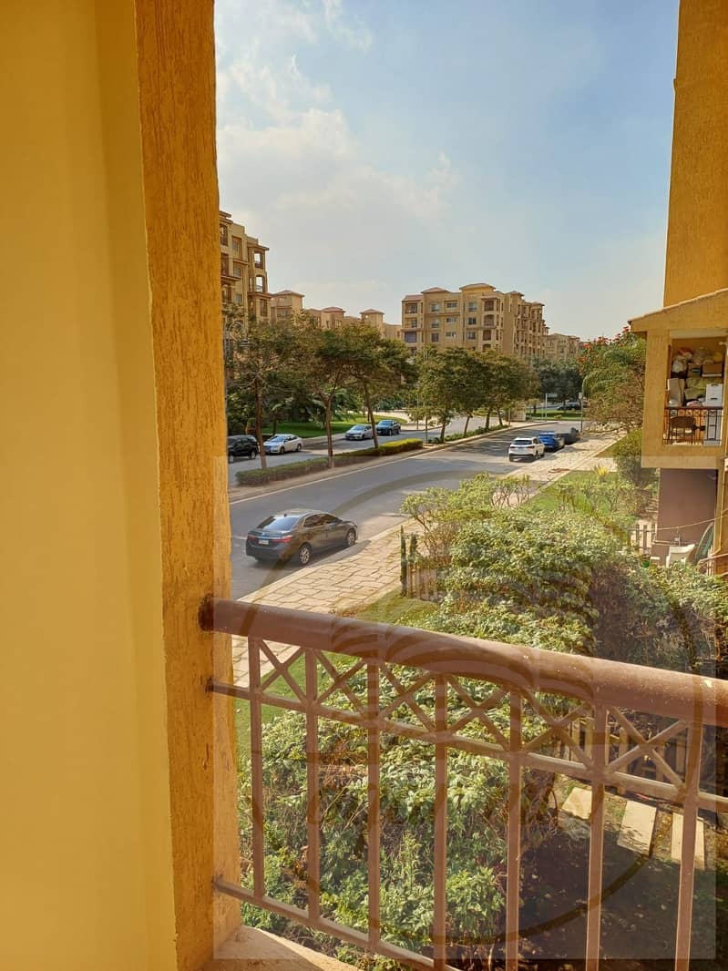 Apartment for sale in Madinaty, 107 sqm, B1, Ultra Super Lux finishes, street and garden view, mid-floor. 0