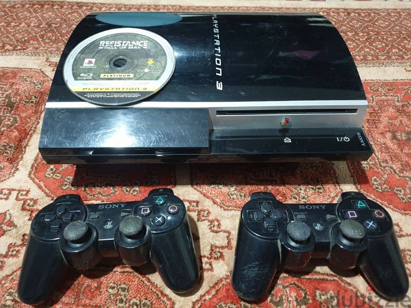 Playstation 3 For Sale + 2 Original Controllers- proccesor not working 2