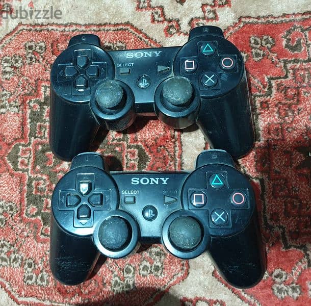 Playstation 3 For Sale + 2 Original Controllers- proccesor not working 3