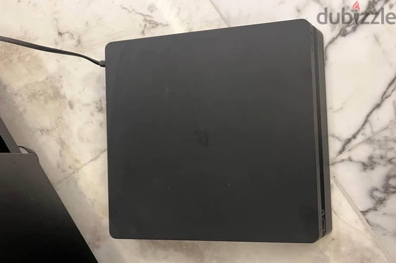 PlayStation 4 Slim 500GB 1