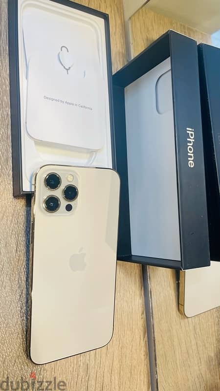 IPHONE (12promax)  ‎rose gold 3