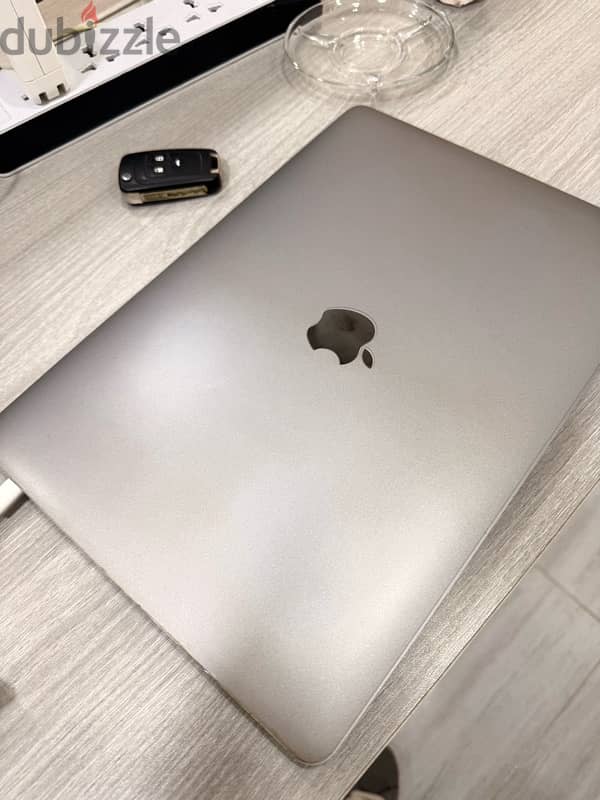 macbook pro m1 2020 4