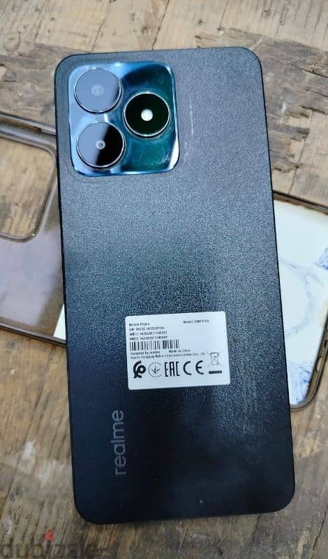 Realme C53 0