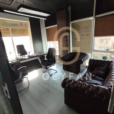 Administrative office for rent with an area of 129 metres chamfered with mattresses Vip