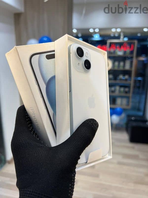 iPhone 15.128gb . ضمان ابل سنه 7