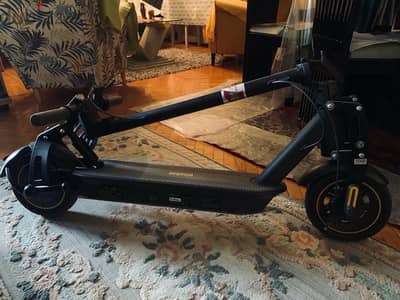 Segway Ninebot Max G30سكوتر سيج وآي Max جي ٣٠