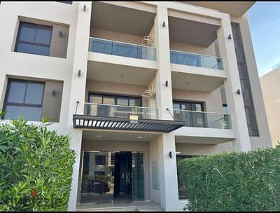 Finished apartment with an area of ​​​​171 square meters, immediate receipt, for sale in Address East Compound, with installments over 5 years, addres