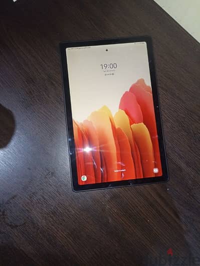 Samsung Galaxy A7 tablet سامسونج جالاكسي تابلت الثانوية العامة