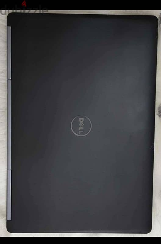 Dell precision 7720 workstation 0