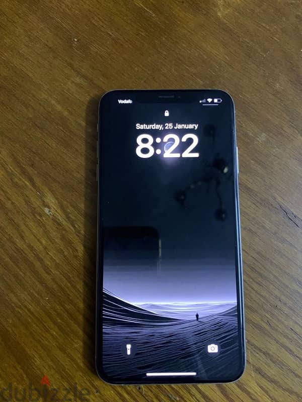 ايفون xs max بحالة فوق الممتاز 2