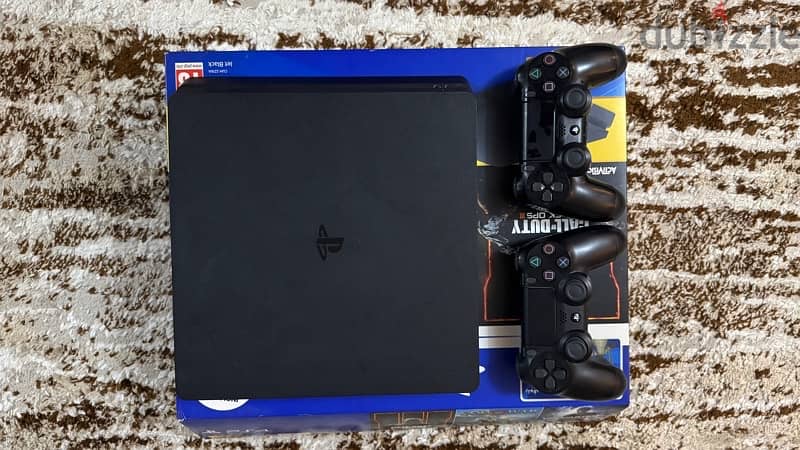 PlayStation 4 and 2 Original Controllers 500GB, بلايستيشن 4 كسر زيرو 1