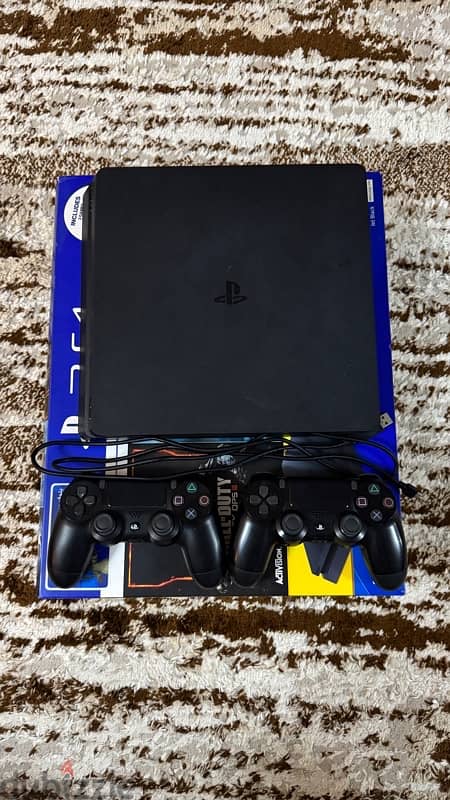 PlayStation 4 and 2 Original Controllers 500GB, بلايستيشن 4 كسر زيرو 5