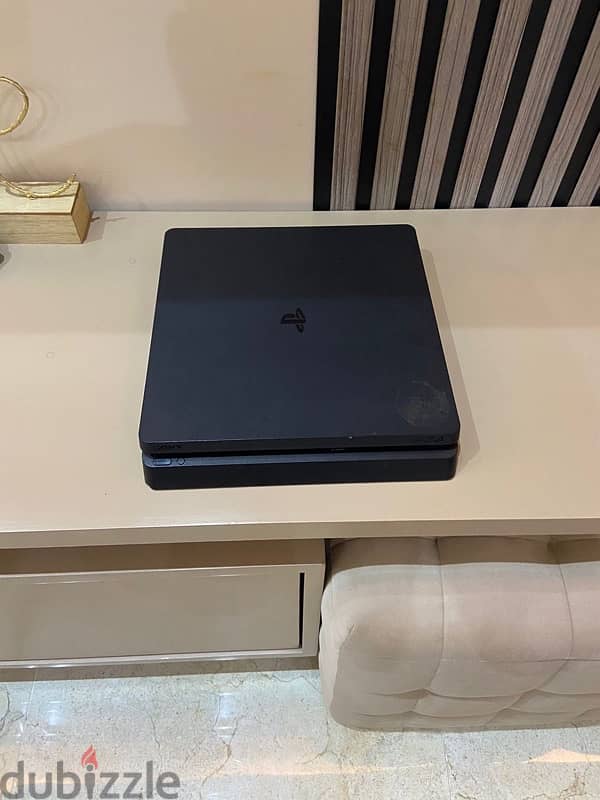 PS4 slim/ استيراد كسر زيرو / بلايستيشن ٤ سليم 5