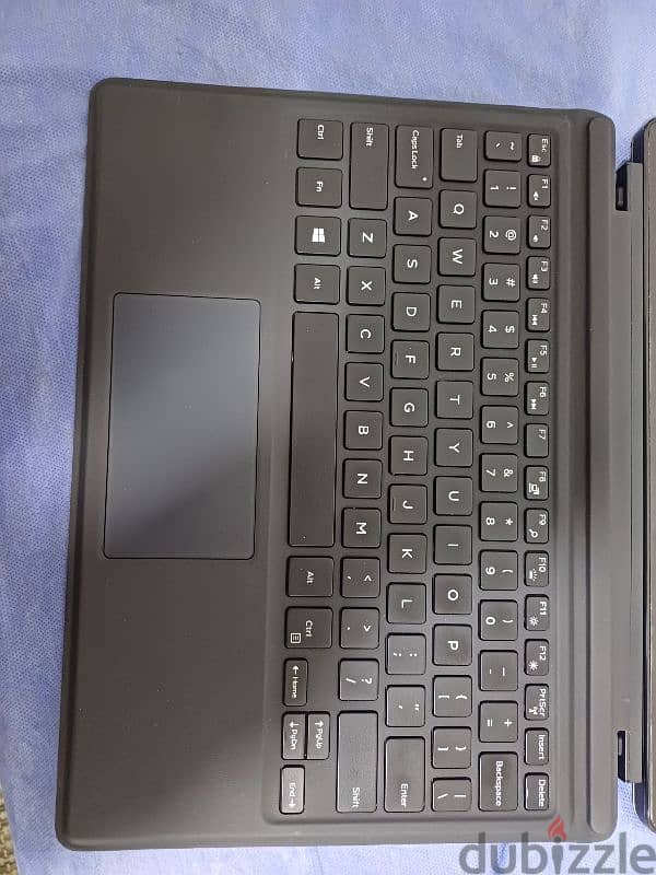 Dell 5290 2x1 core i5 8th ram 8 ddr4  hard 512 ssd بيتفصل حالة ممتازة 3