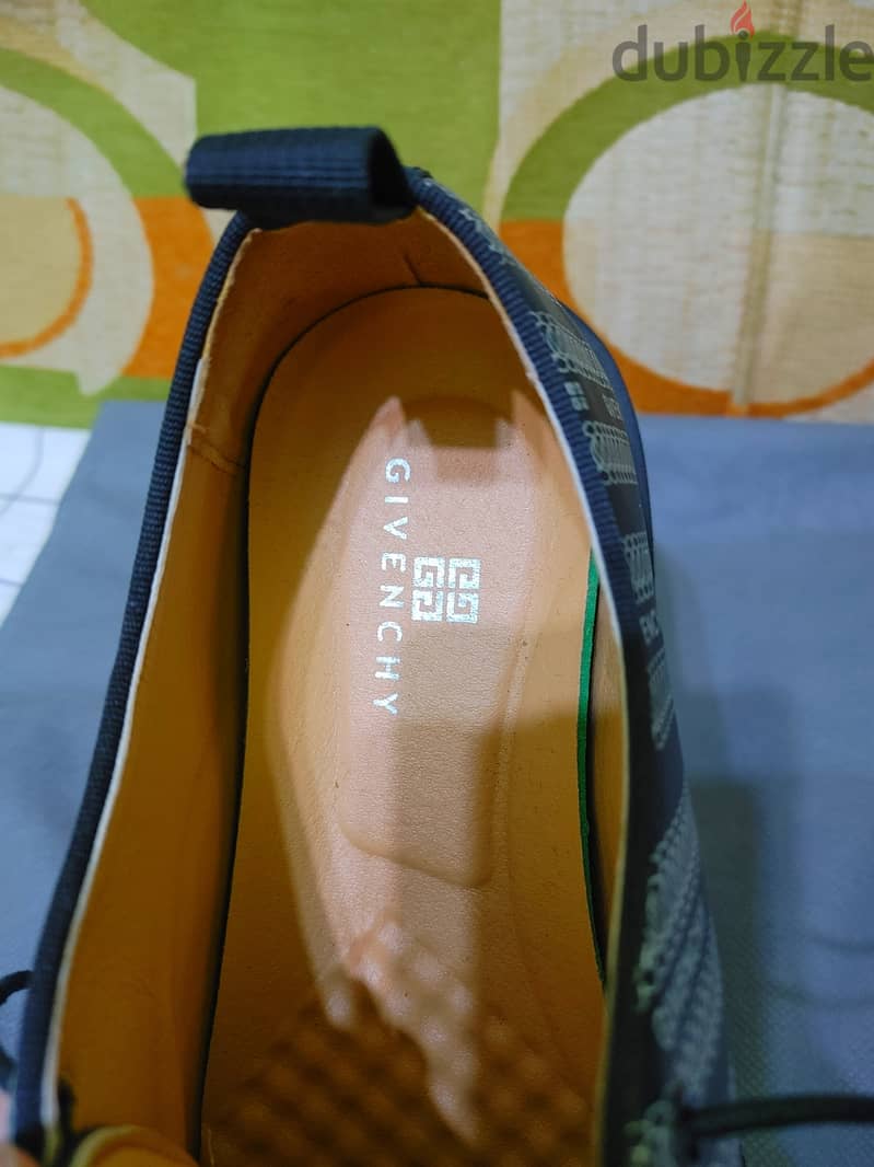 Givenchy men shoes original size 42 جزمه رجالي جيفنشي اوريجينال مقاس ٤ 3