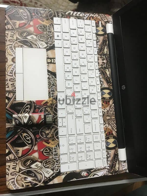 HP Notebook - 15-bw009ne 10