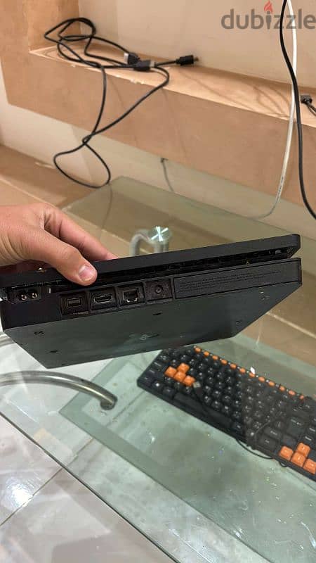 PlayStation 4 Slim – Best Deal, Ready to Play! ٣ اسطونات مجانا 2