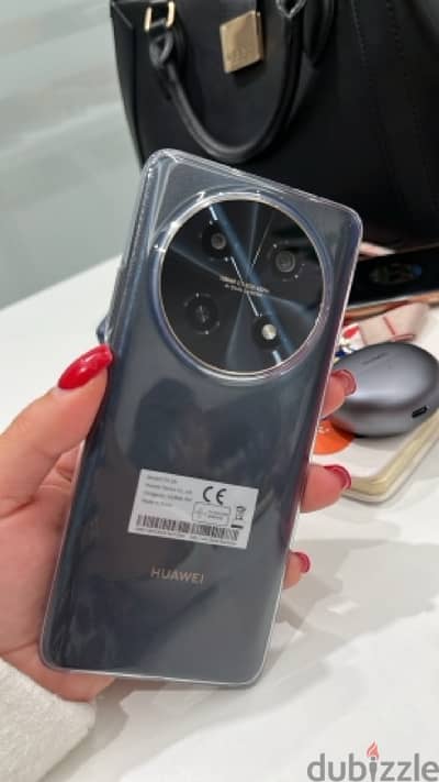 Huawei Nova12 i