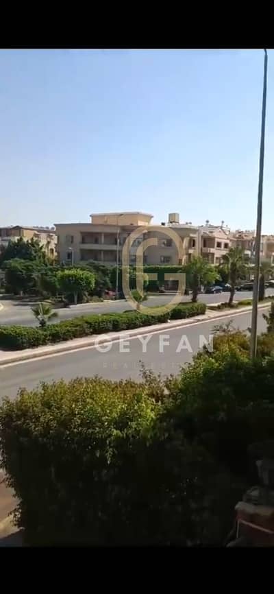 A villa for sale in New Cairo, Fifth Settlement, just steps away from Fatima Al-Shurbati Mosque on the 79th Axis. The villa includes a ground floor, f