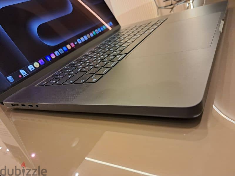 MacBook pro m3 2