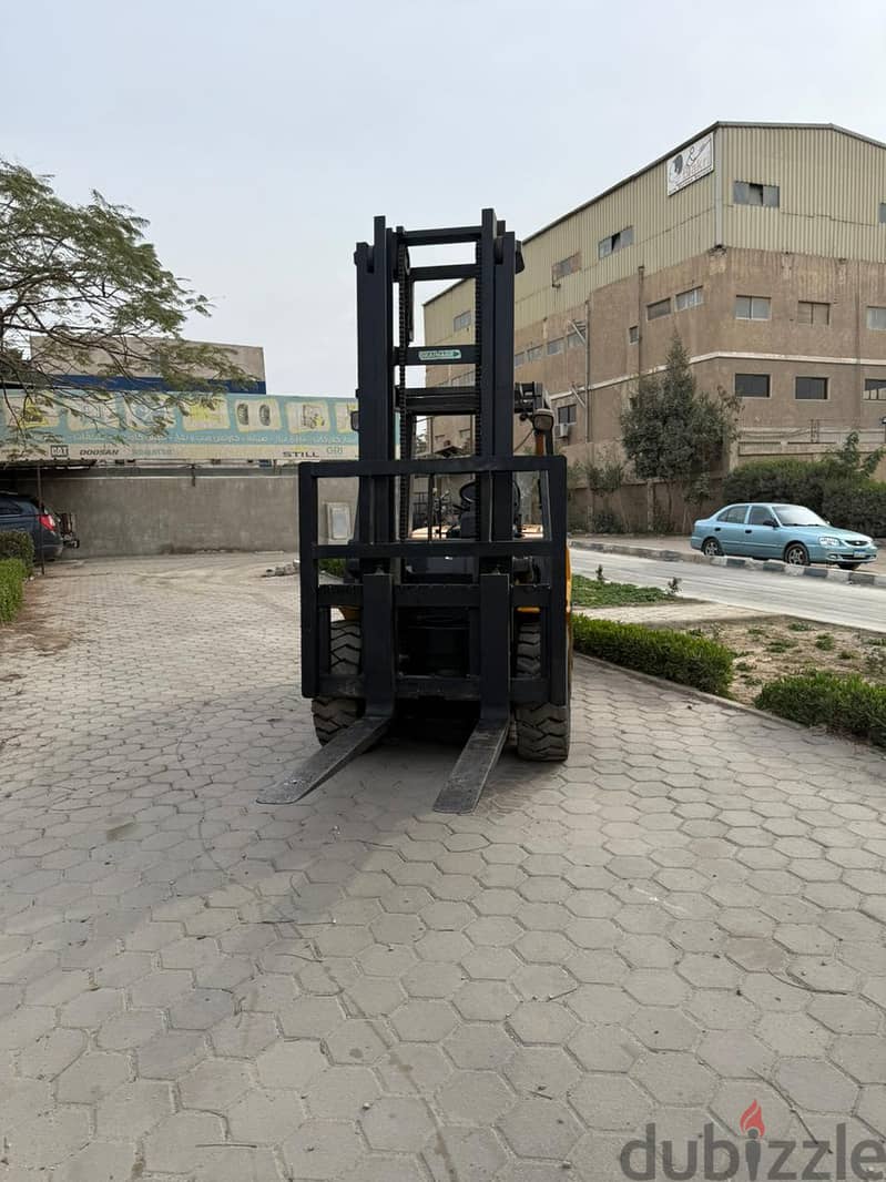 TCM Diesel Forklift 3