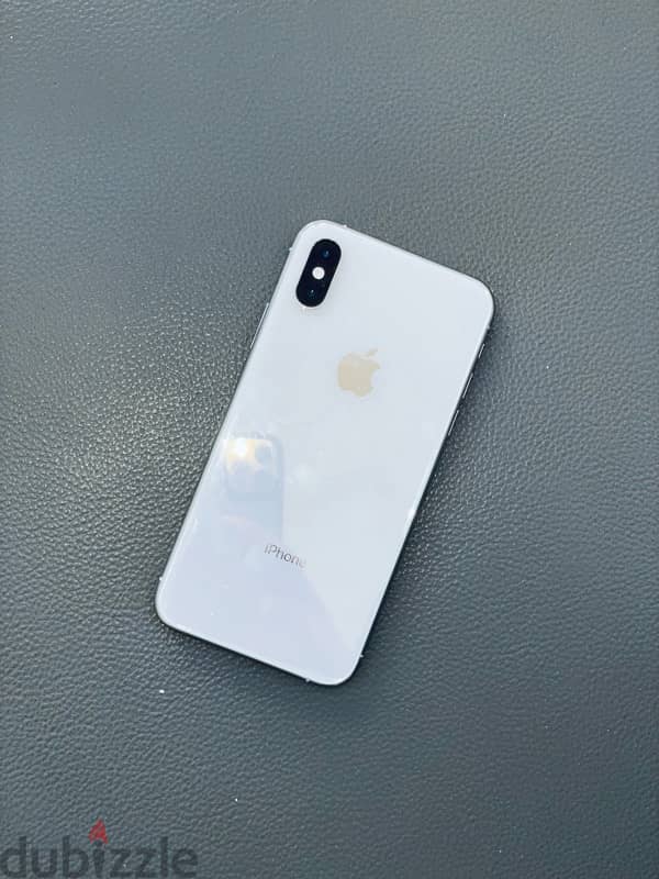 ‏iPhone XS 1