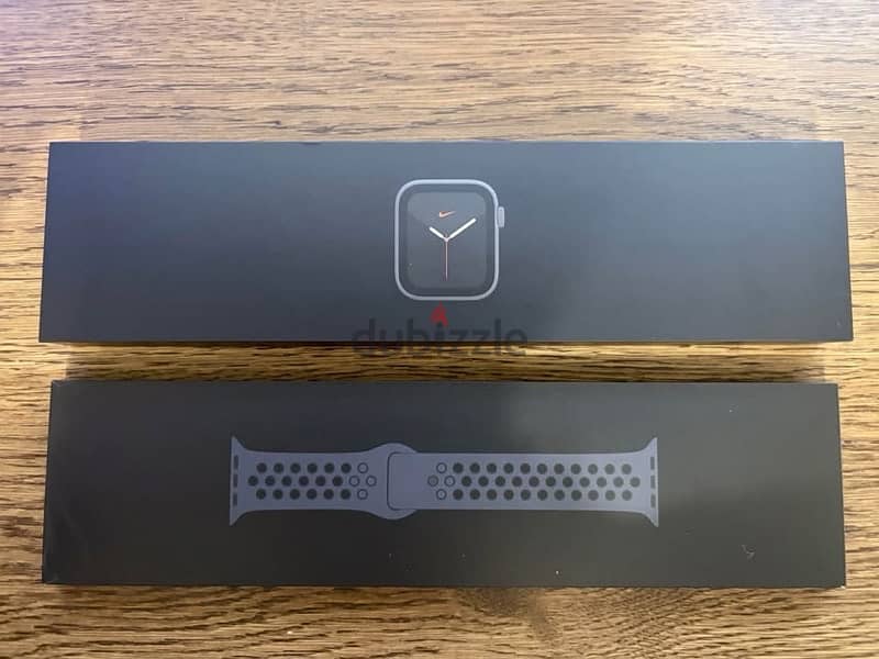 Apple watch Nike 6 44 7 strap  all original straps and cover 1