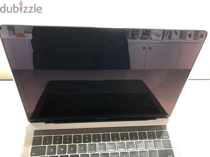 MackBook Pro 13 inch 2019 4