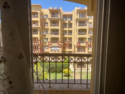 For sale at less than the market price, an apartment of 211 square meters, close to the club and services in Madinaty B1