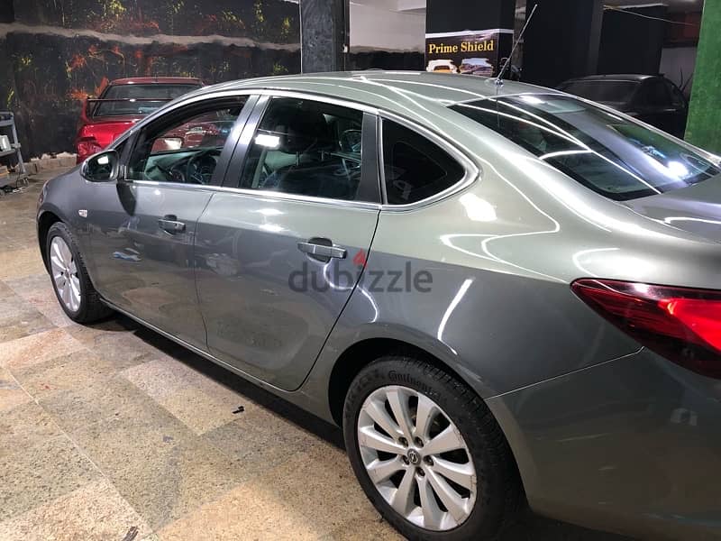 Opel Astra 2017 0