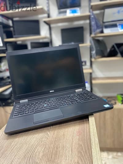 DELL e5570 core i7 8/256/ 2 GB AMD // مكتب I7 للاب توب