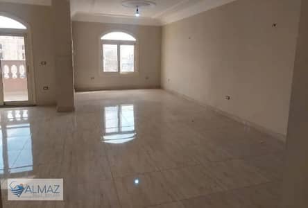 Administrative apartment for rent in Banafseg 11 villas in the First Settlement