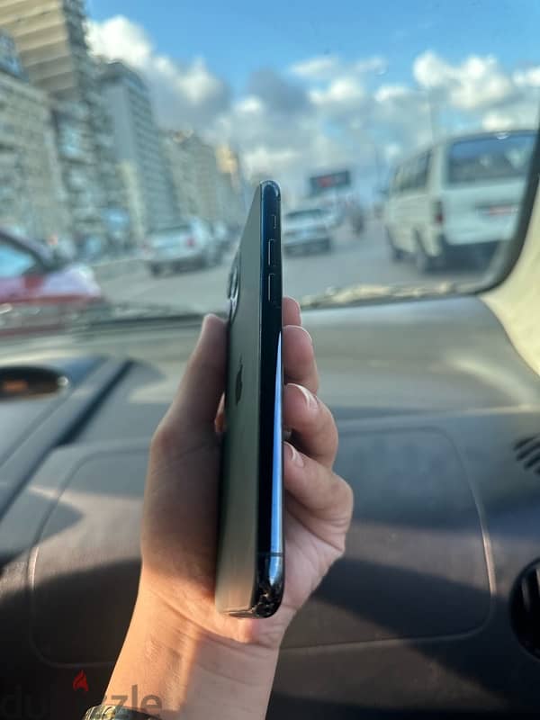 iPhone 11 Pro Max 2sim 512 4