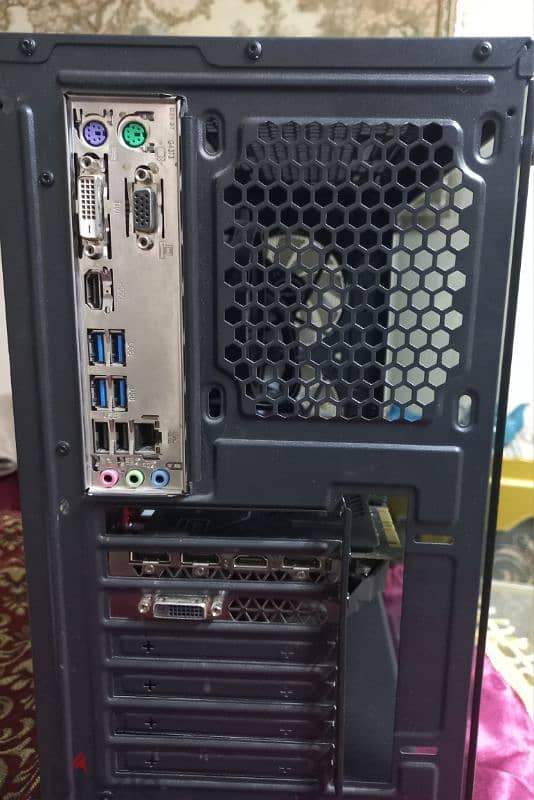 pc ryzen 5 4650g gtx 1070 تجميعه 4