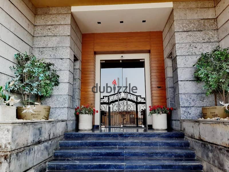 Apartment with Kitchen with appliances (built in) for sale in El lotus El ganobia new cairo 0