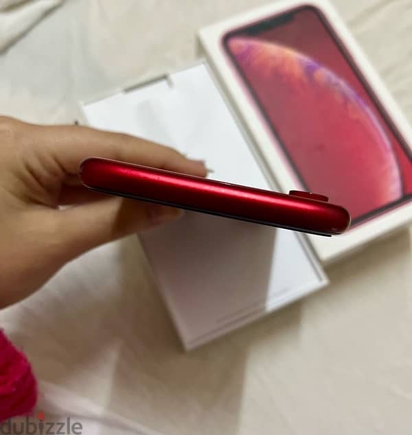 iphone xr 128gb red 4