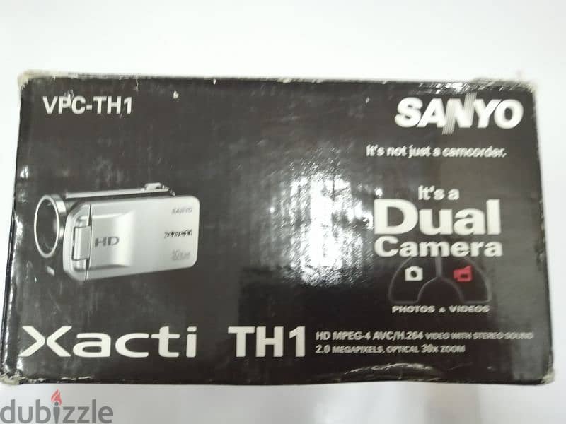 sanyo xacti dual vpc-th1 كاميرا للبيع 1