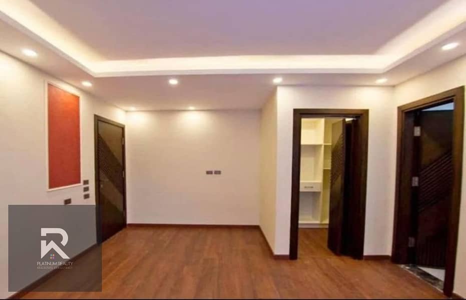 Apartment for sale in Galleria Moon Valley Compound in Fifth Settlement, ready for living 0