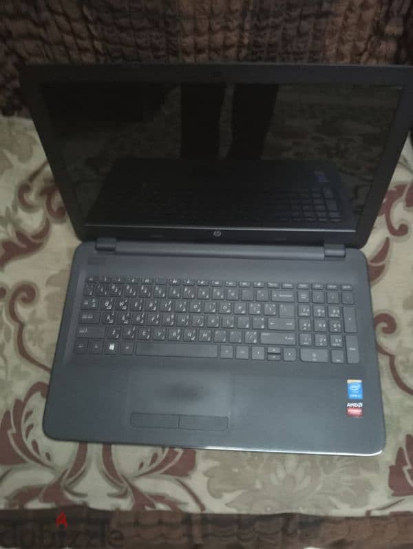 Laptop HP 15-ac120ne 2