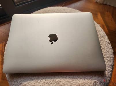 Good Condition MacBook Pro 2018 13 inch Touch Bar