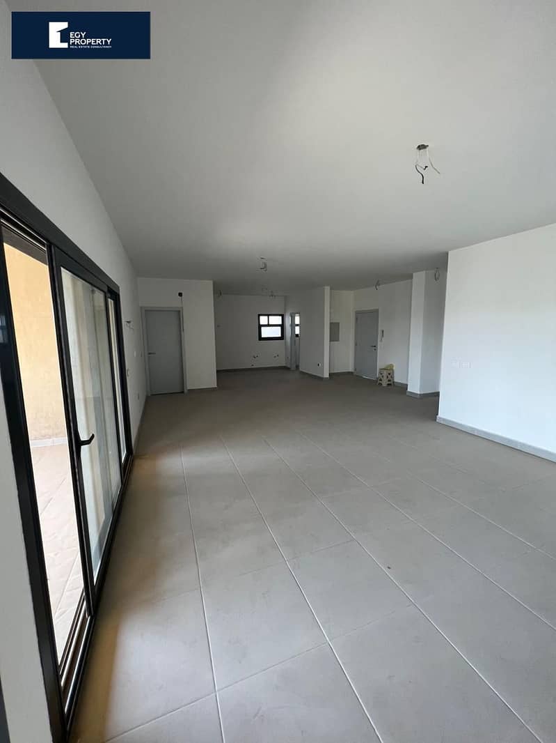 Ready to move 3Bedrooms Apartment,super luxury finishing, lowest price in Al Burouj Compound 0