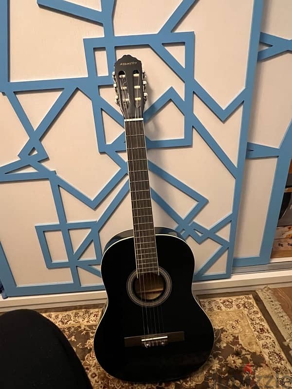 جيتار - gitar بحاله جيده جدا استعمال بسيط جدا 0