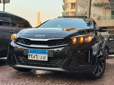 KIA XCEED 2024  EIT TOP LINE 35000 km كيا اكسيد 35 الف كم