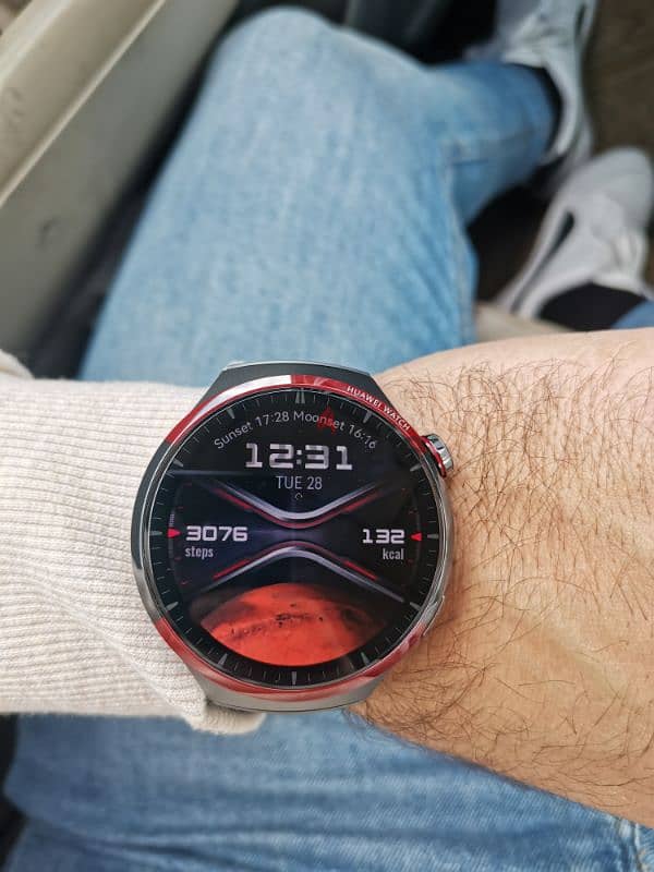 Huawei watch 4 pro space edition 0