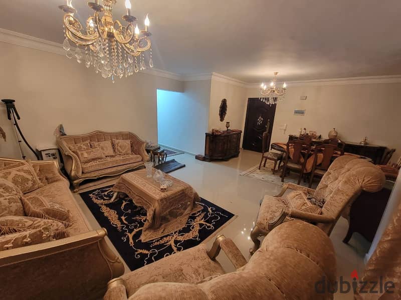 Apartment for sale in Sheikh Zayed, 7th District, First Neighborhood Area: 200 sqm 3 bedrooms 2 bathrooms Kitchen 3rd floor Price: 5,800,000 EGP 0