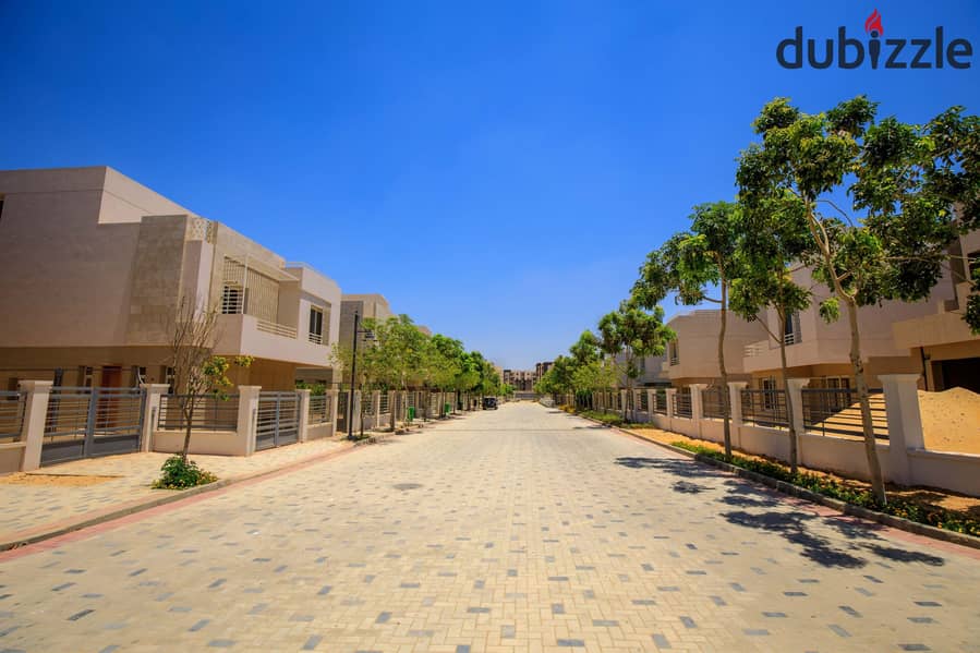 Standalone villa, 325 m, fully finished delivery, Sheikh Zayed, next to Hyper One, Atrio Compound 0