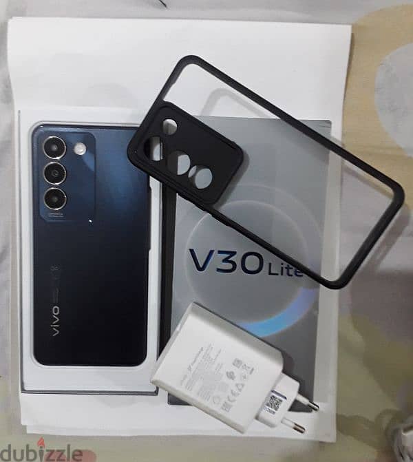 Vivo V30 lite كسر كسر الزيرو لسا في الضمان 1