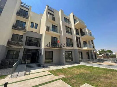 For sale in New Heliopolis, 183m apartment with  private garden, interest-free installments over the longest payment period