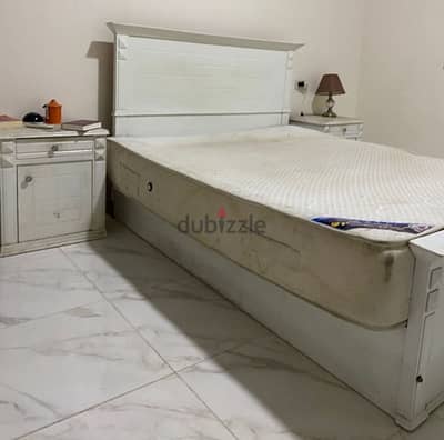 Bed with Mattress 150 x 195