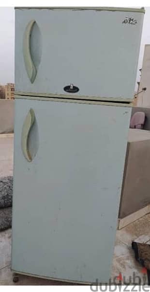 refrigerator good condition 1